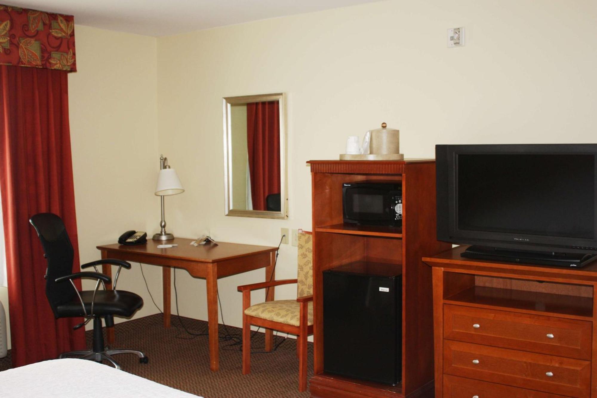 Hampton Inn Clinton Exterior foto